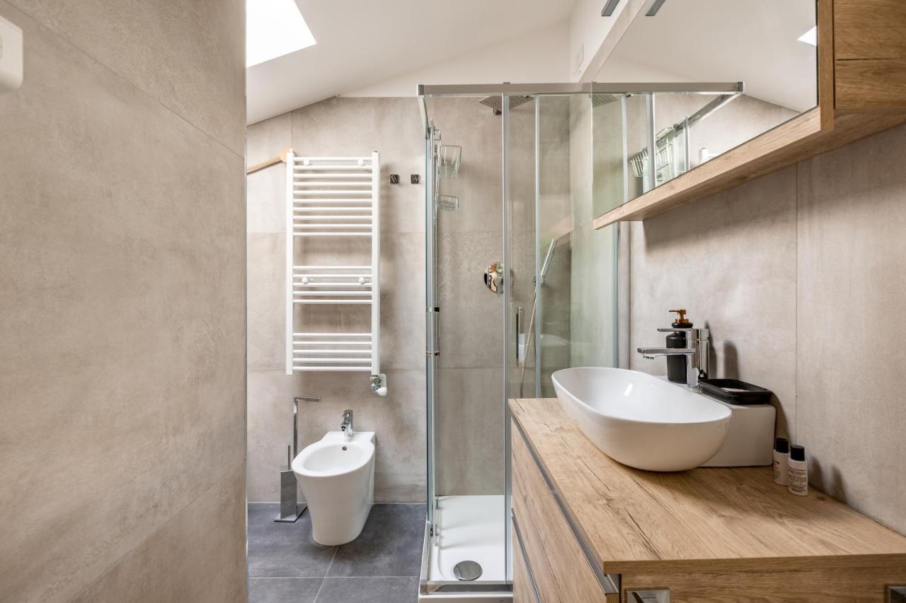 Appartement Cozy W/parking 5 Min Walk From The Bus Stop